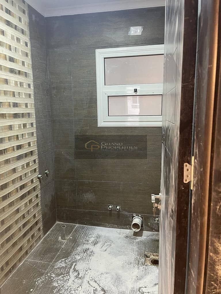 6 WhatsApp Image 2025-12-04 at 7.43. 57 PM (2). jpeg