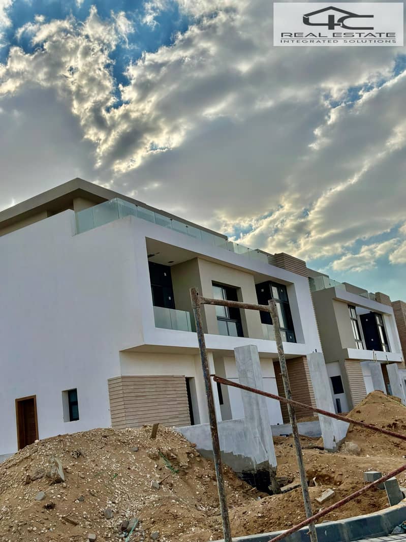 4 WhatsApp Image 2025-04-12 at 12.49. 22 PM (1). jpeg