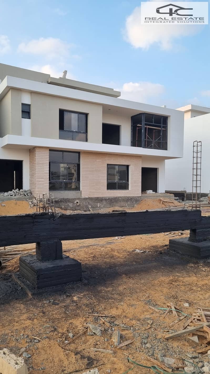 10 WhatsApp Image 2024-11-07 at 9.43. 41 PM. jpeg