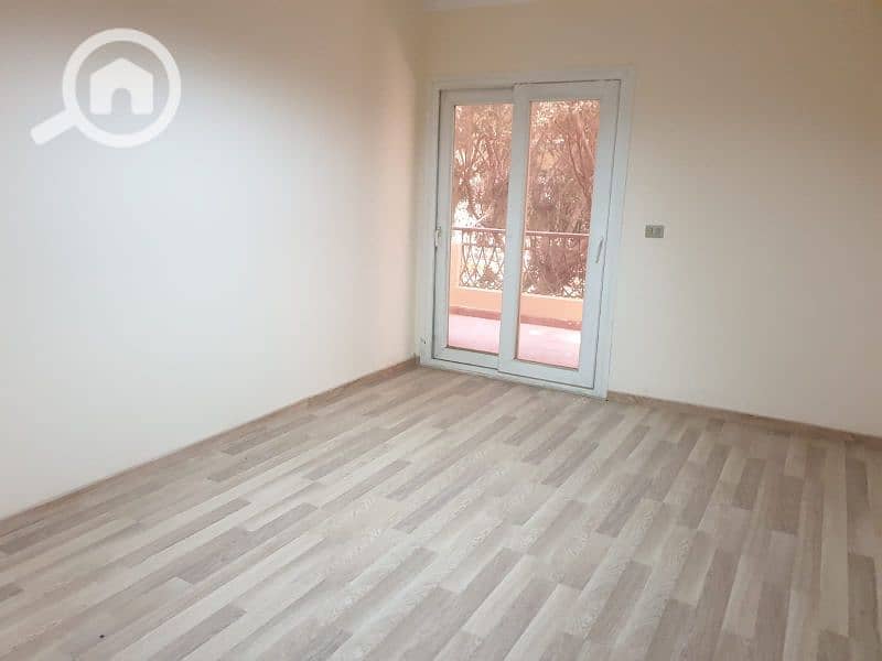 لسرعة البيع فيلا بالتجمع الخامس بحمام سباحة بالقرب من المستشفى الجوى لسرعة البيع فيلا بالتجمع الخامس بحمام سباحة بالقرب من المستشفى الجوى