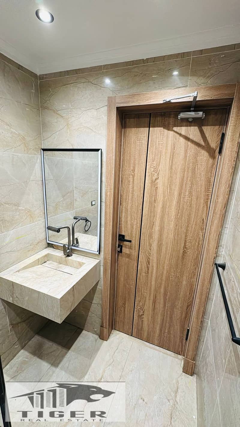 5 WhatsApp Image 2025-12-04 at 8.13. 03 PM (1). jpeg