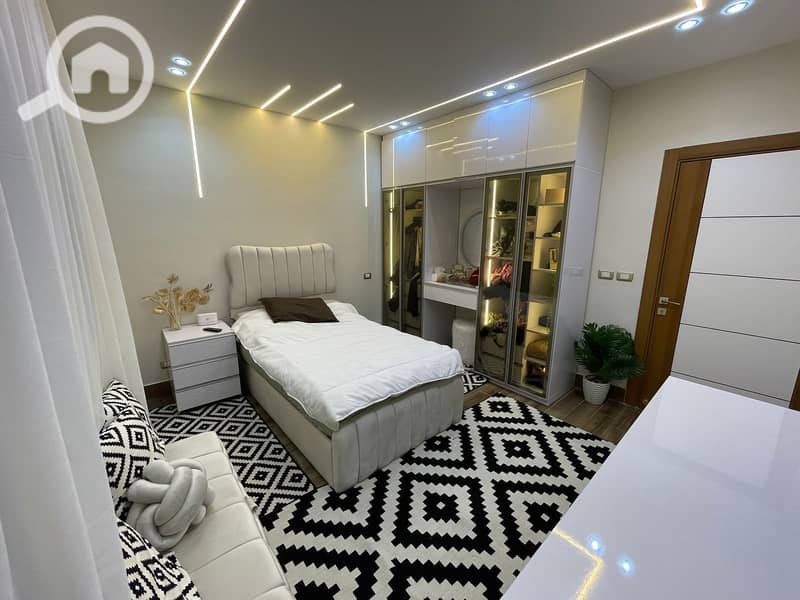 3 7d00f667-25f0-4667-a3bd-8a04540a877e. jpeg