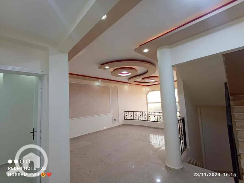 8 bbdeb6ee-b00c-4b62-907f-4746a55ad8b7. jpg