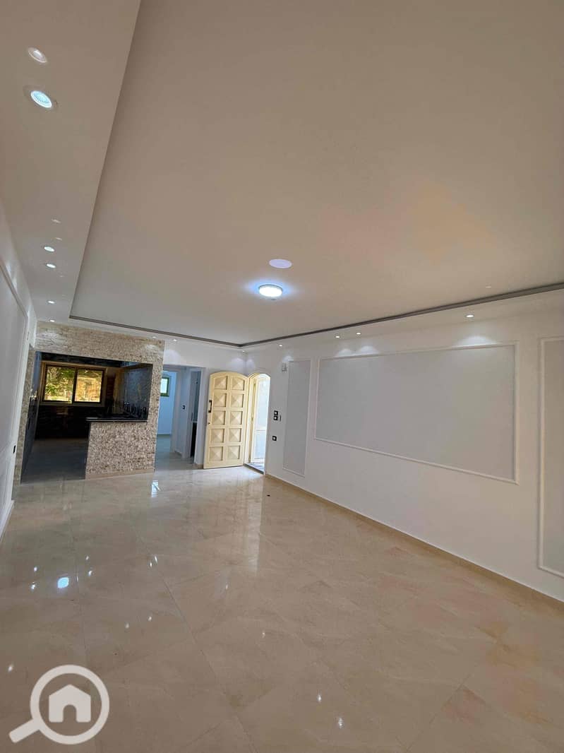 4 4c920982-c20e-48d6-a640-d1a28b608a6a. jpg