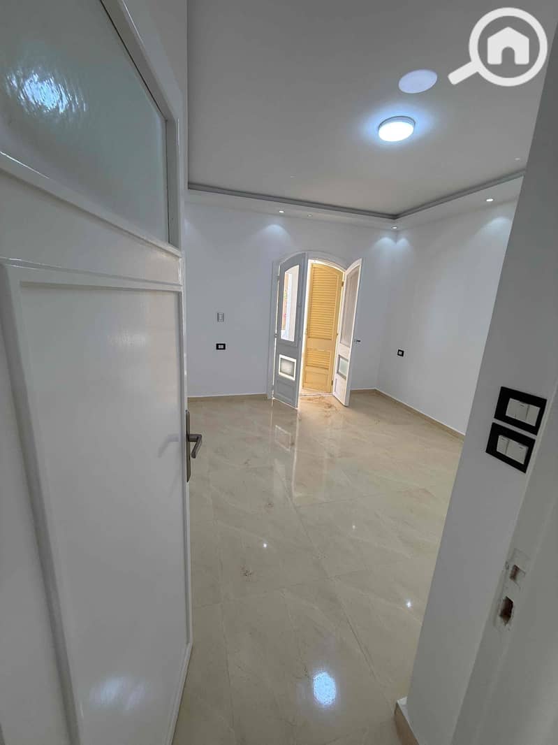 9 e5c4fee0-3cad-4c64-a495-2bbeeb82c502. jpg