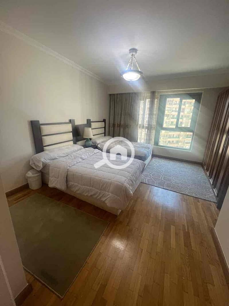 10 cae99f11-7462-45f4-a6ce-ea3d25d96d83. jpg