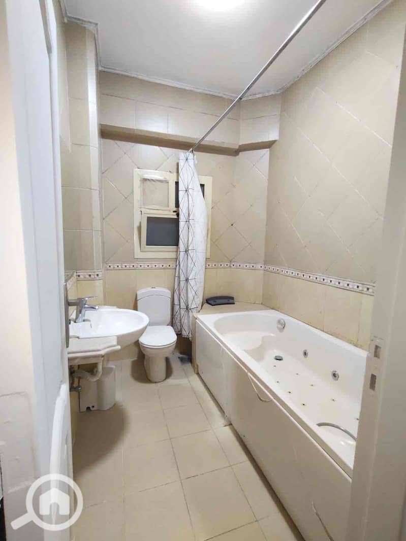 8 1fc3b9a4-b305-40a1-89f8-a370d39dd543. jpg