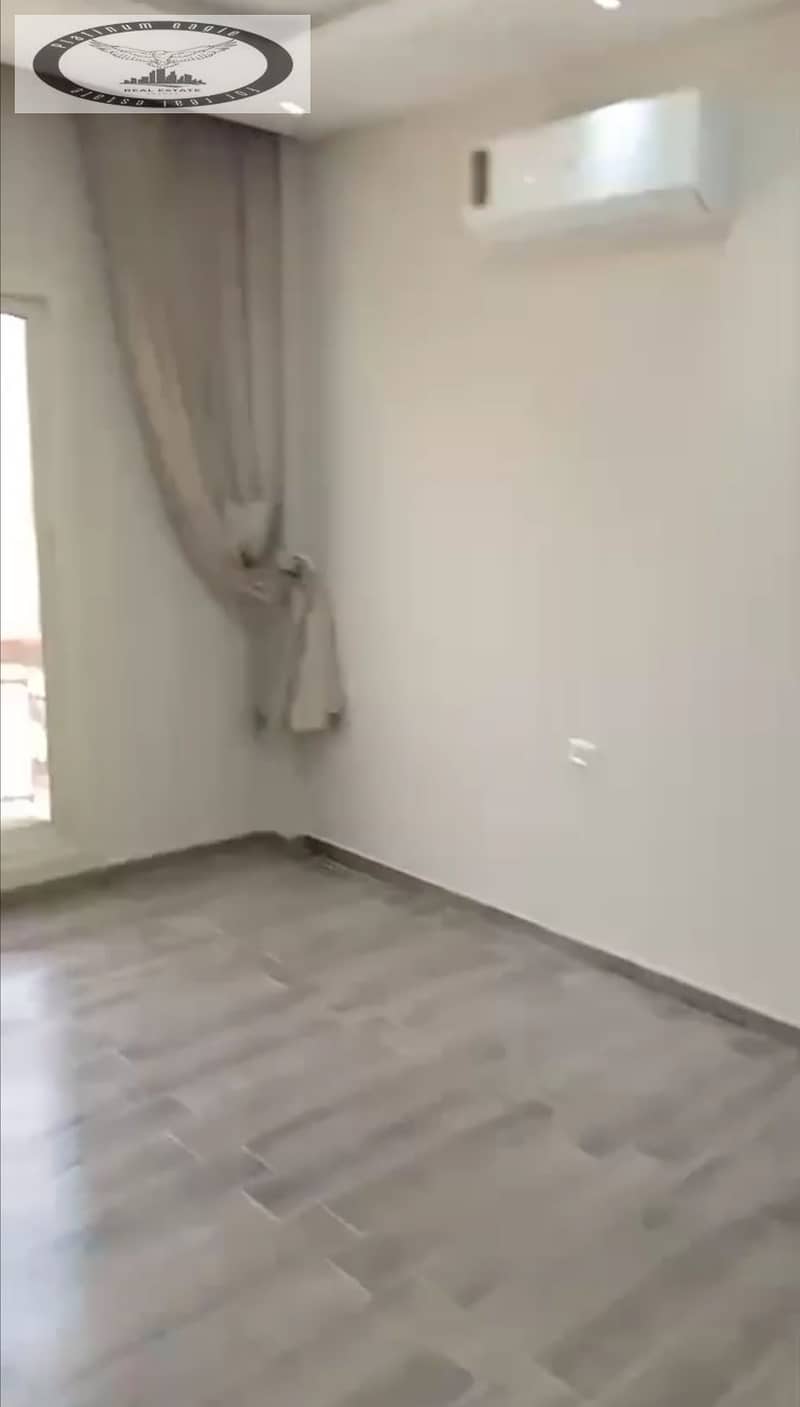 8 65844a20-8db4-4f10-89ee-f2388c7d39b7. jpg