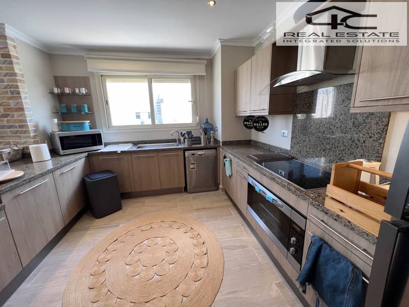 13 2025_07_01_05_00_IMG_8089. jpg