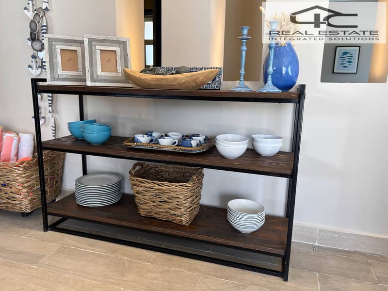 19 2025_07_01_05_01_IMG_8102. jpg