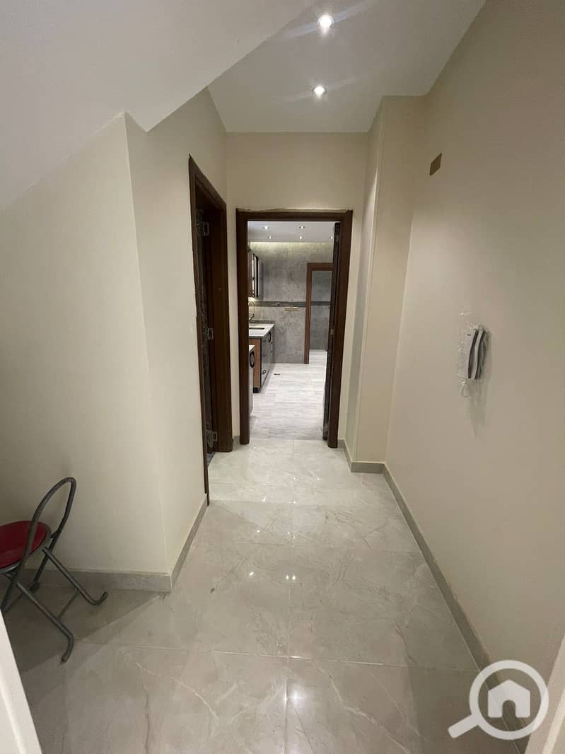 25 5ded75f3-c7a1-44d3-a83b-364ef1c8489d. jpeg