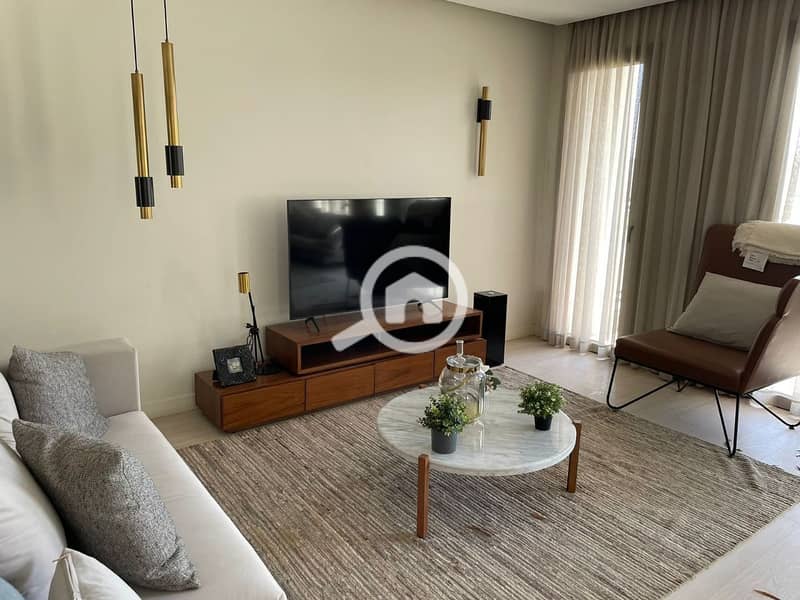 6 photo_2025-03-07_22-52-26. jpg