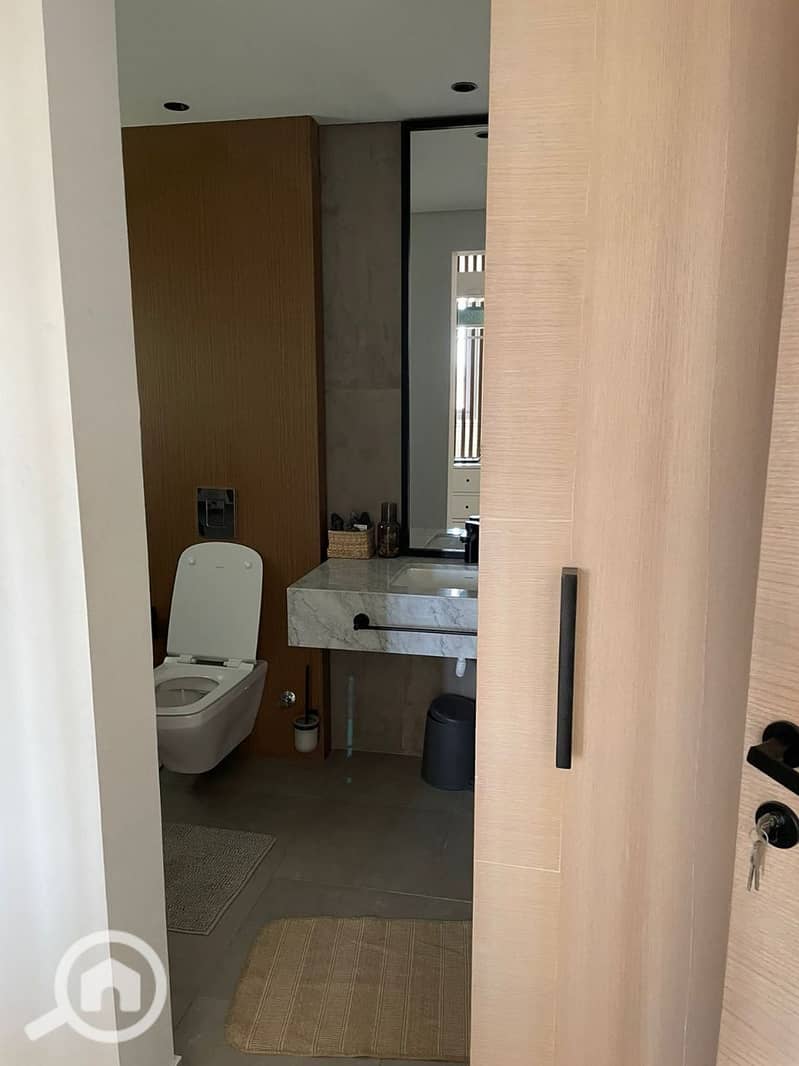 9 photo_2025-03-07_22-52-32. jpg