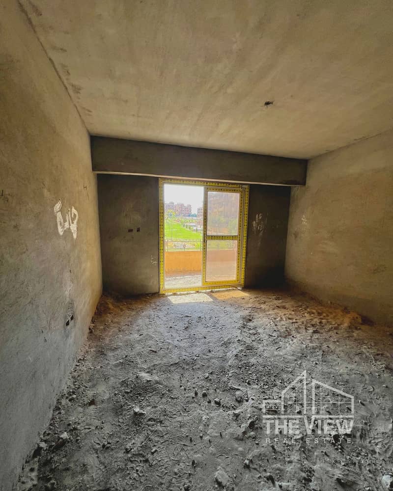 8 WhatsApp Image 2025-10-11 at 15.38. 36_79c37527. jpg