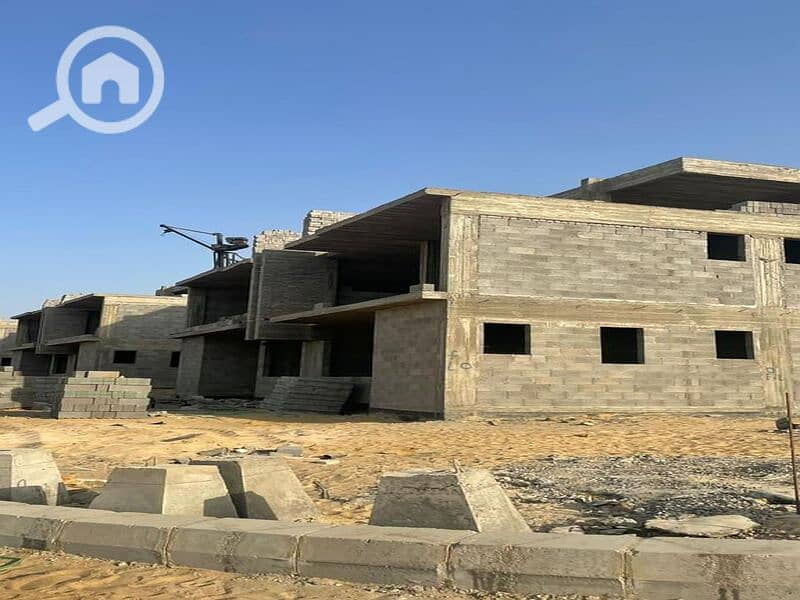 6 08fe9f79-3b1f-4a5b-9d29-d5c7a9099d7a. jpg