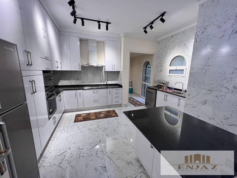 4 WhatsApp Image 2025-12-04 at 17.01. 36_4c4fd2af. jpg