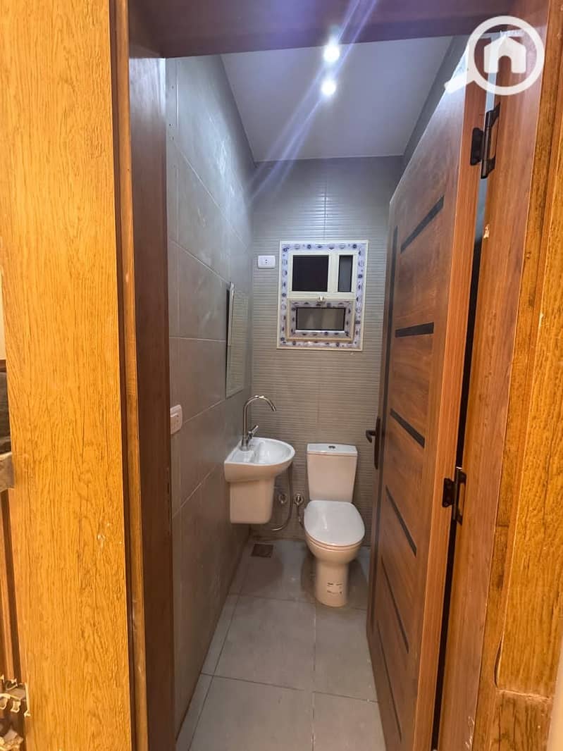 14 WhatsApp Image 2025-12-04 at 10.43. 40 PM (1). jpeg