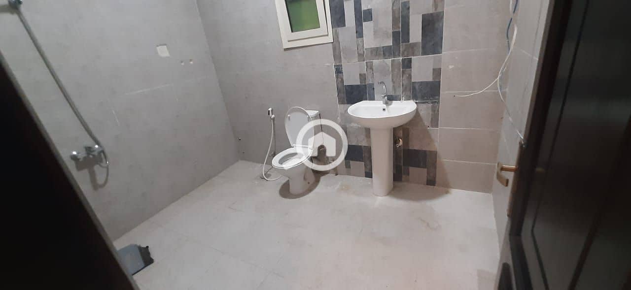 20 WhatsApp Image 2025-12-02 at 10.47. 07 AM. jpeg