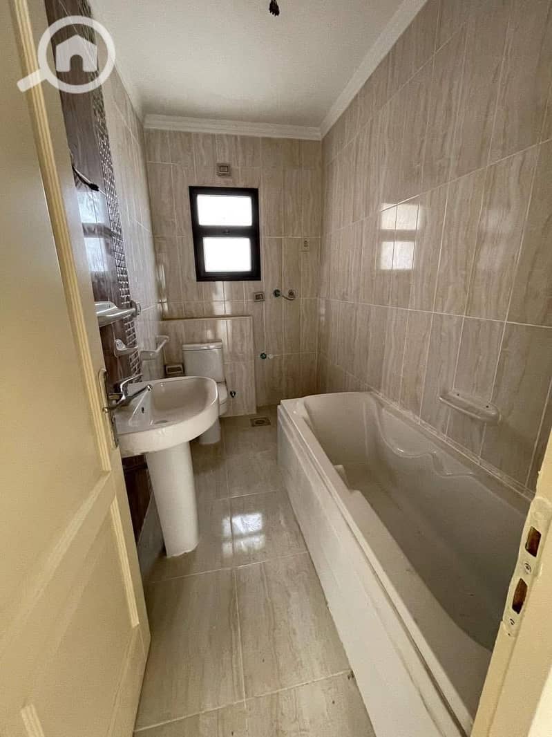 5 WhatsApp Image 2025-10-19 at 12.34. 48 PM (3). jpeg