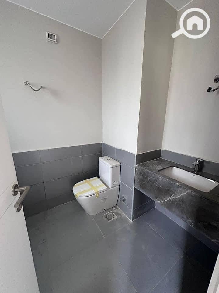 6 okihjguutfy - Copy. jpg