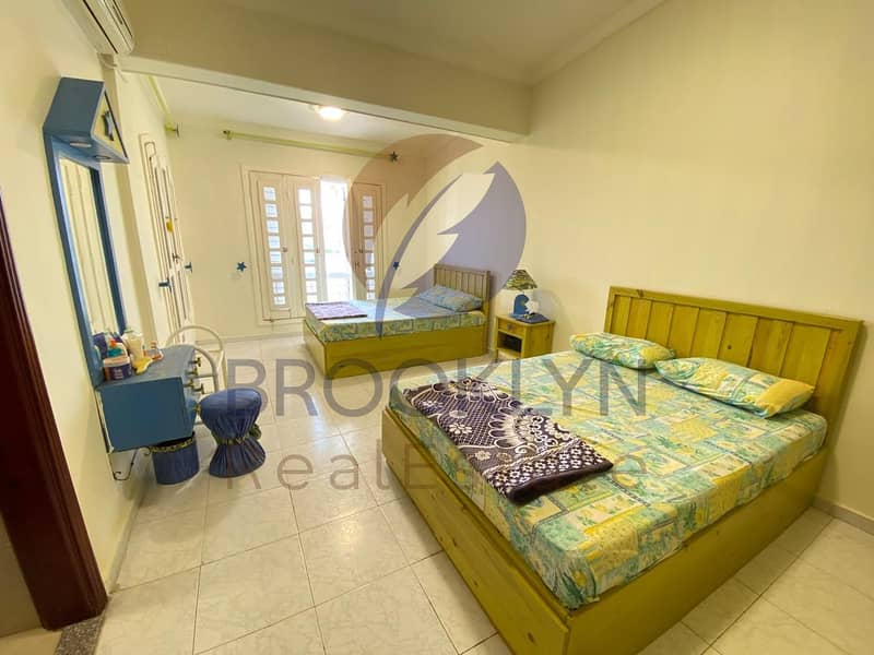 15 WhatsApp Image 2025-12-04 at 19.05. 51_5c9bdc4e. jpg