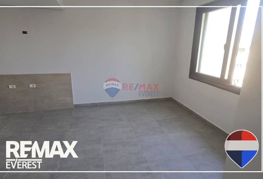 3 42d25a04-6007-4edc-b20f-fe17fa2f1b68. jpg