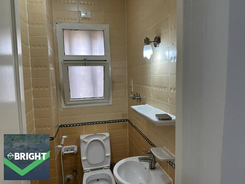 6 WhatsApp Image 2025-11-01 at 15.29. 40_9dcf1b04. jpg