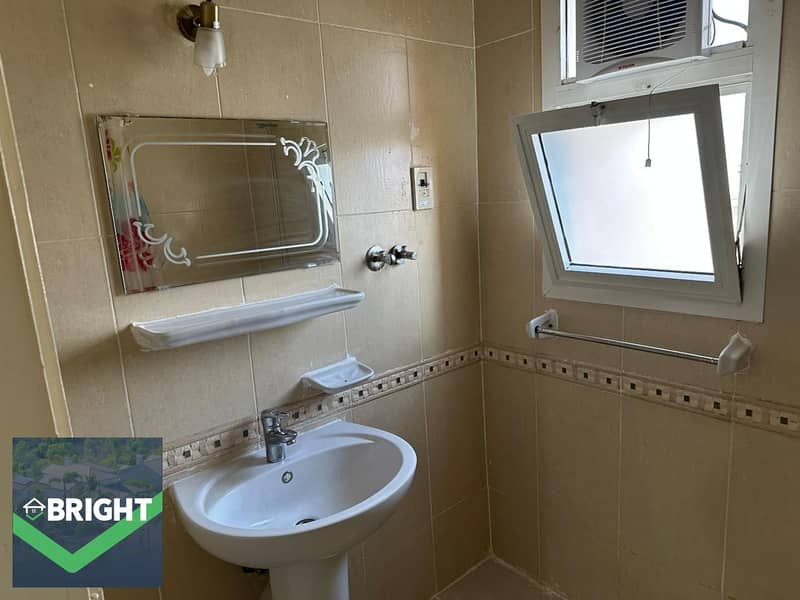 10 WhatsApp Image 2025-11-01 at 15.29. 41_6d0628f7. jpg