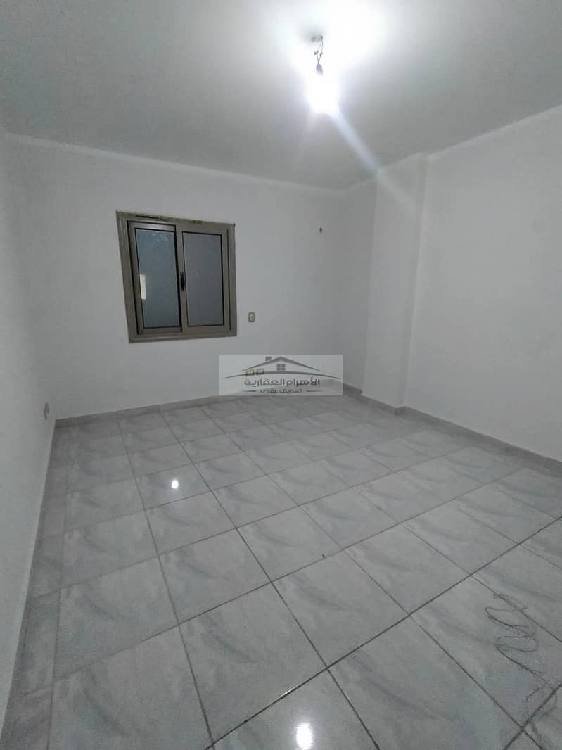 4 WhatsApp Image 2025-12-05 at 12.55. 00 AM (2). jpeg