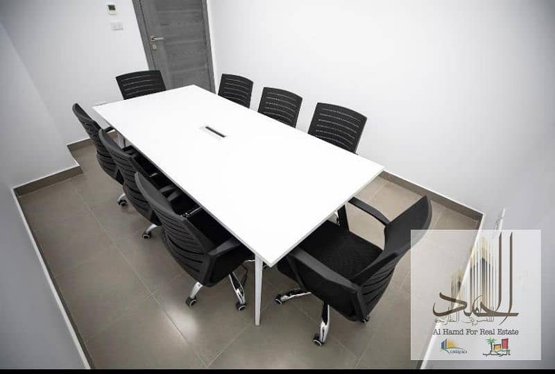 للايجار بالعاصمة مكتب 100م بمول البرج الذهبي