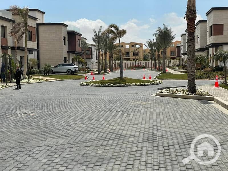 5 photo_2025-08-15_22-35-20. jpg