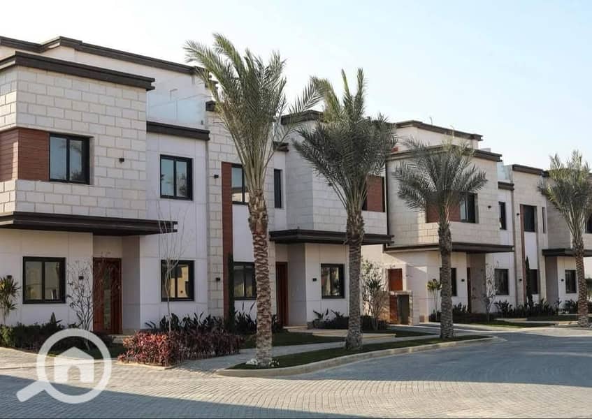 9 481275560_2622842101439994_2486424478358388981_n. jpg