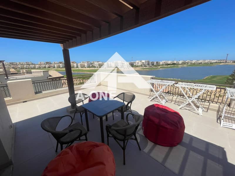 2 e579ddb3-5f06-4828-97a3-a0913daee8f5. jpg