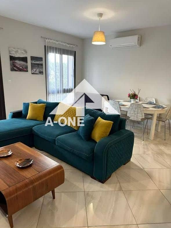 2 06effc62-19f0-49e8-932a-66488d41d09f. jpg