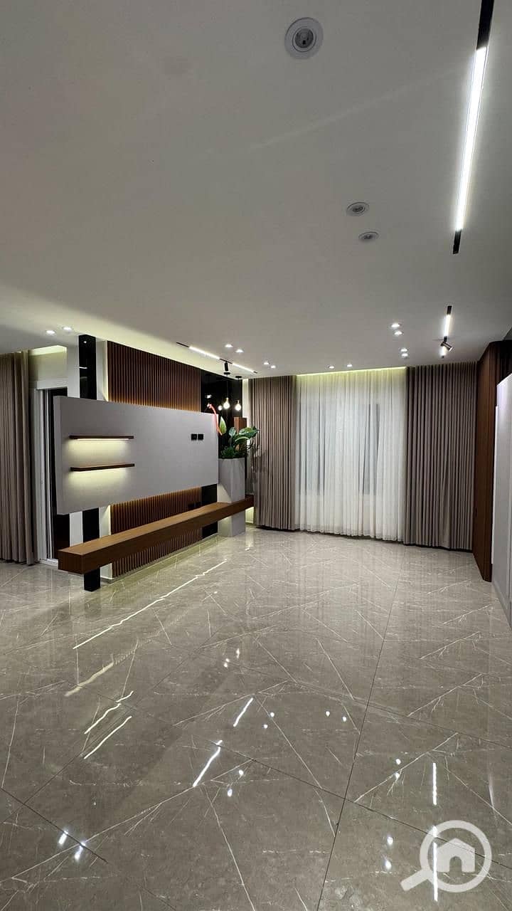 11 cc81da16-cf3b-45c9-88d1-9e2ce5a50cb9. jpeg