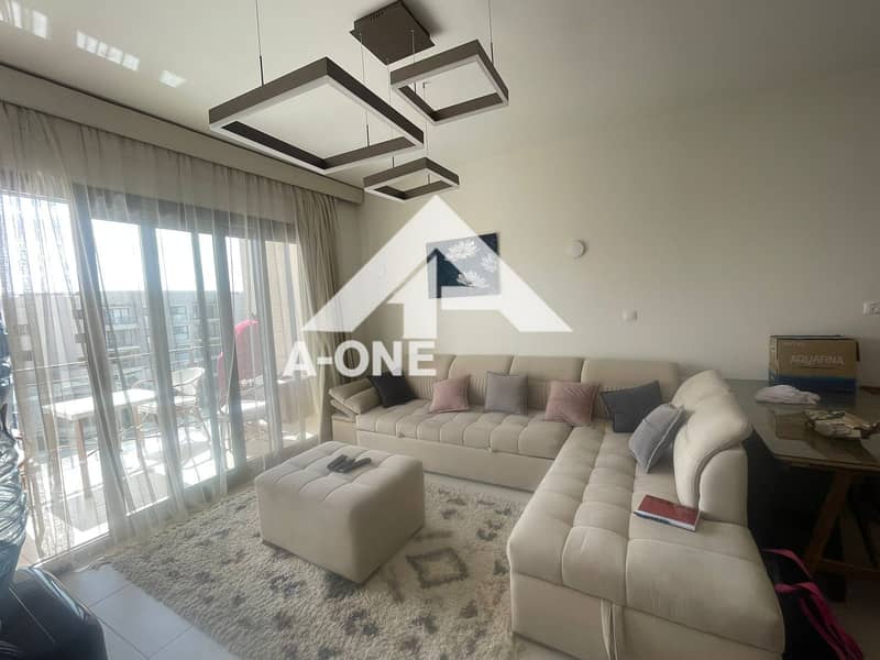 4 1a262407-71ea-47d3-bca7-668e63cbd317. jpg