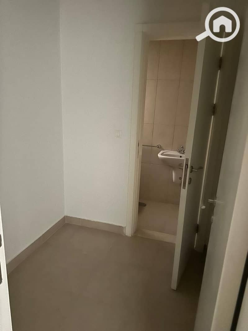 4 WhatsApp Image 2025-12-02 at 2.50. 23 PM (1). jpeg