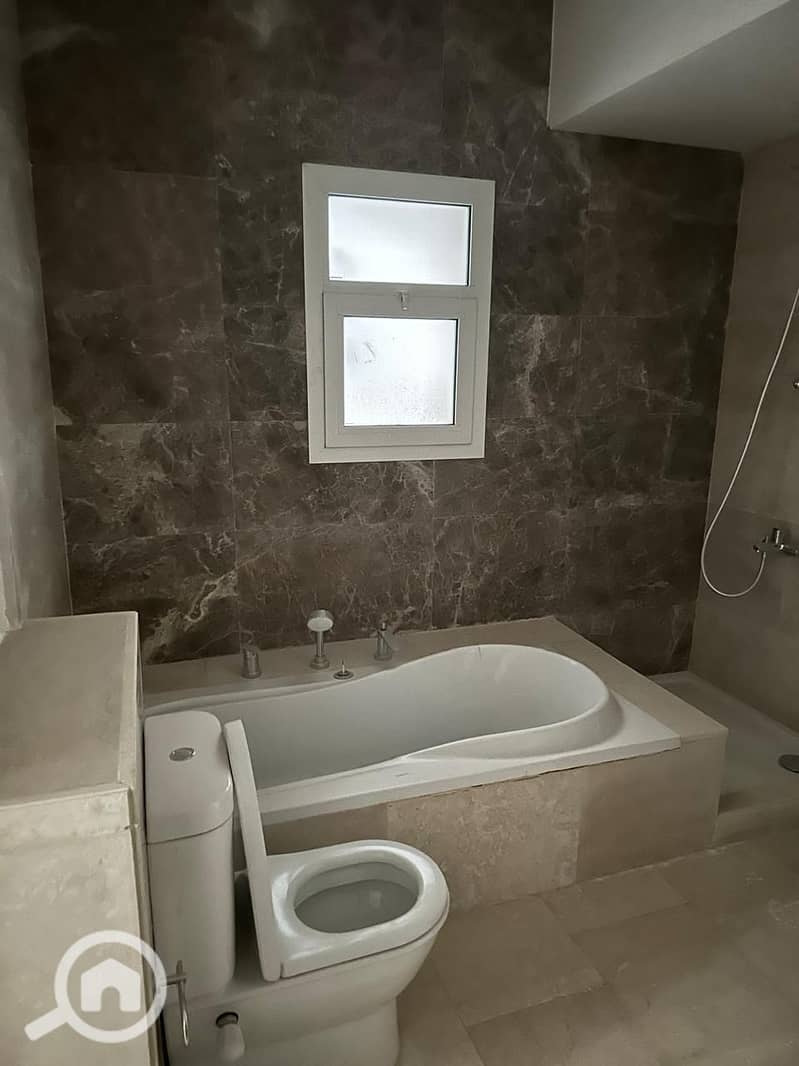 6 WhatsApp Image 2025-12-02 at 2.50. 23 PM (3). jpeg