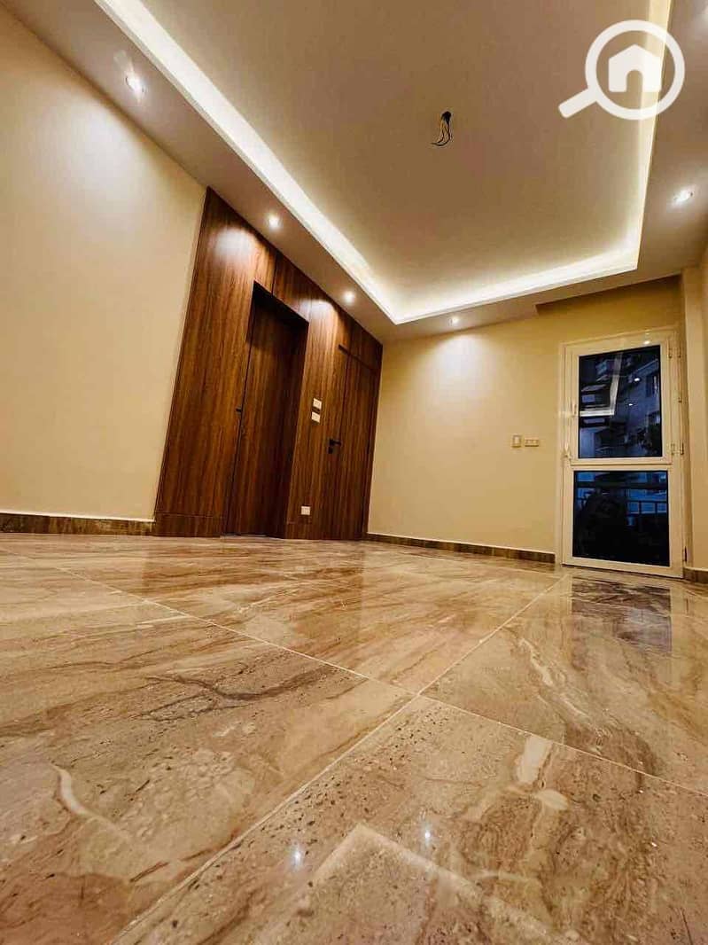 5 f1b33072-41b8-42e0-9724-aa7c67f80d00. jpg