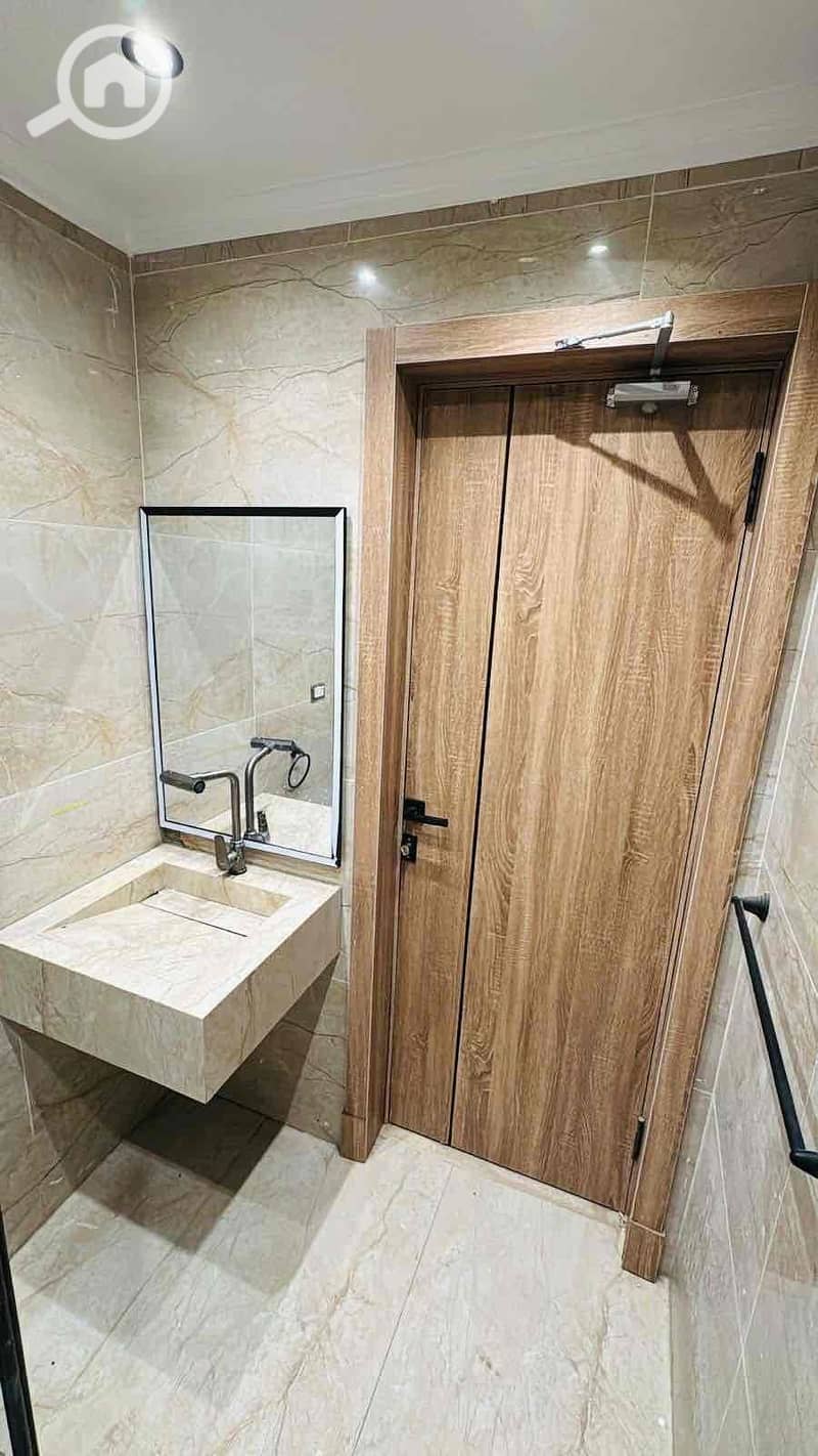 6 14df2119-0409-40f2-8fcf-1103249919b7. jpg