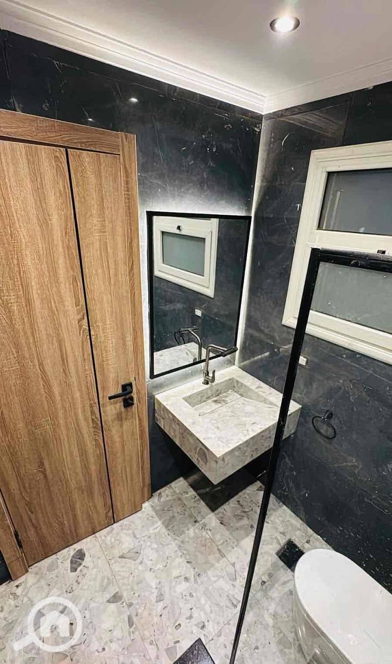 7 18a5f88c-6b16-4e87-8cf5-008bf156556a. jpg