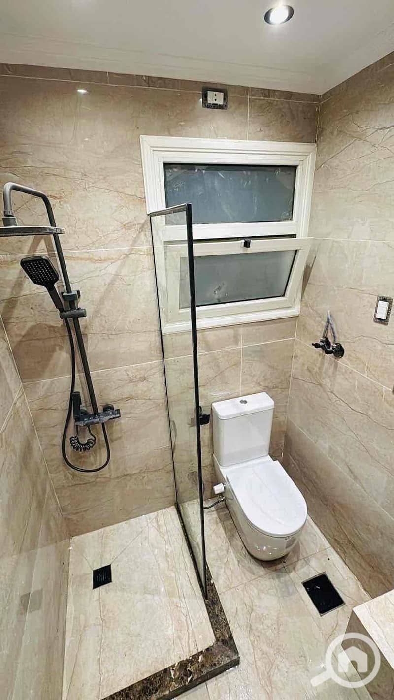 8 21e0d94b-8379-4e17-b23c-3cba03618216. jpg