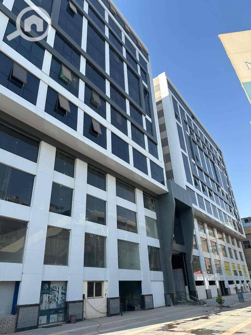 8 f7ca856d-7d8f-4bbd-83d1-fe0801f63c40. jpg