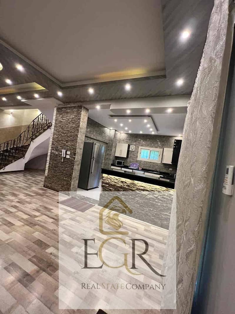 9 0aab0348-aa89-43c1-a45b-9d686019a23a. jpg