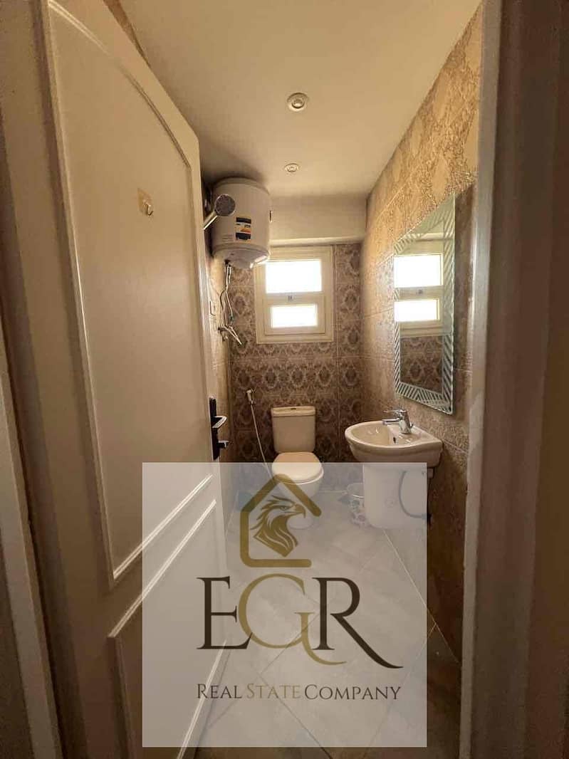 25 15fc7014-e719-492a-9846-08f8c6b9f27b. jpg