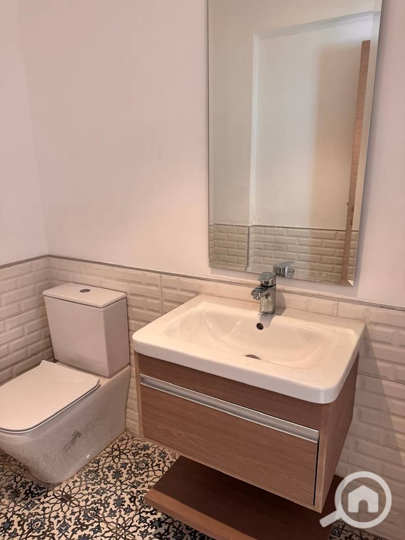 7 WhatsApp Image 2025-12-02 at 2.48. 59 PM (1). jpeg