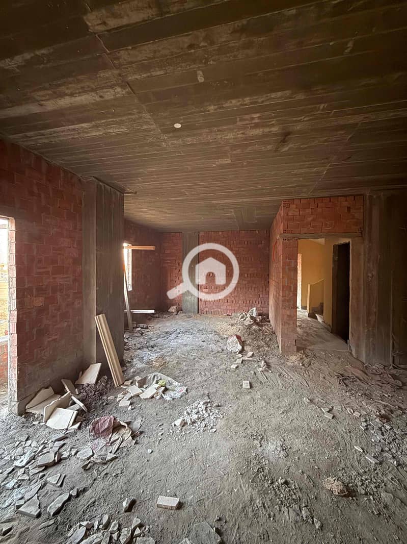 5 24f102dc-c533-4689-8f26-3e38cee6b4a6. jpg