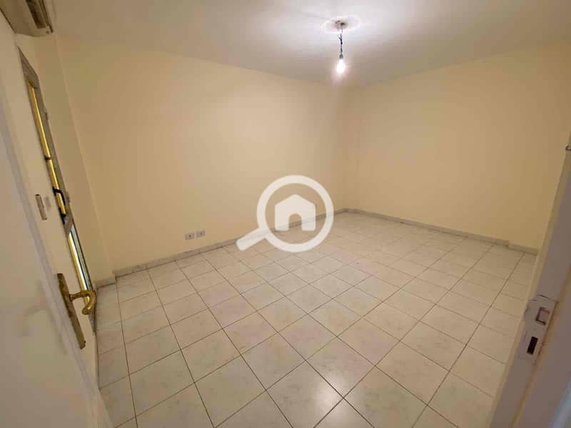 3 c6b0467b-340c-4ab9-8c59-57fb90fa758d. jpg