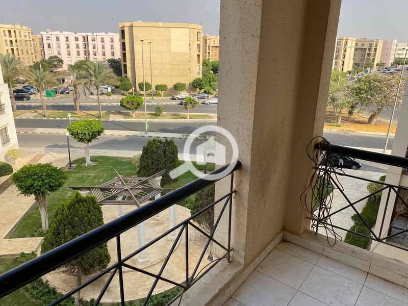 12 4e21382b-fe8b-4172-8a9c-b5d9f1b71daa. jpg