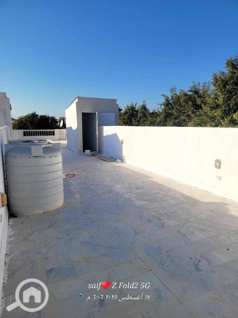 16 fbe064b4-538e-4d64-ad8c-750f205ba873. jpg